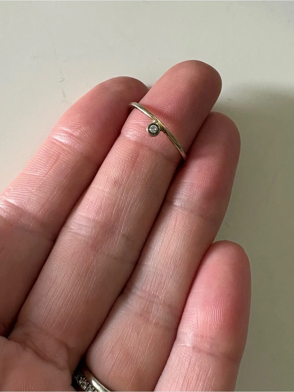 Leah Alexandra Minor Ring - SZ 8 - Picture 4 of 5